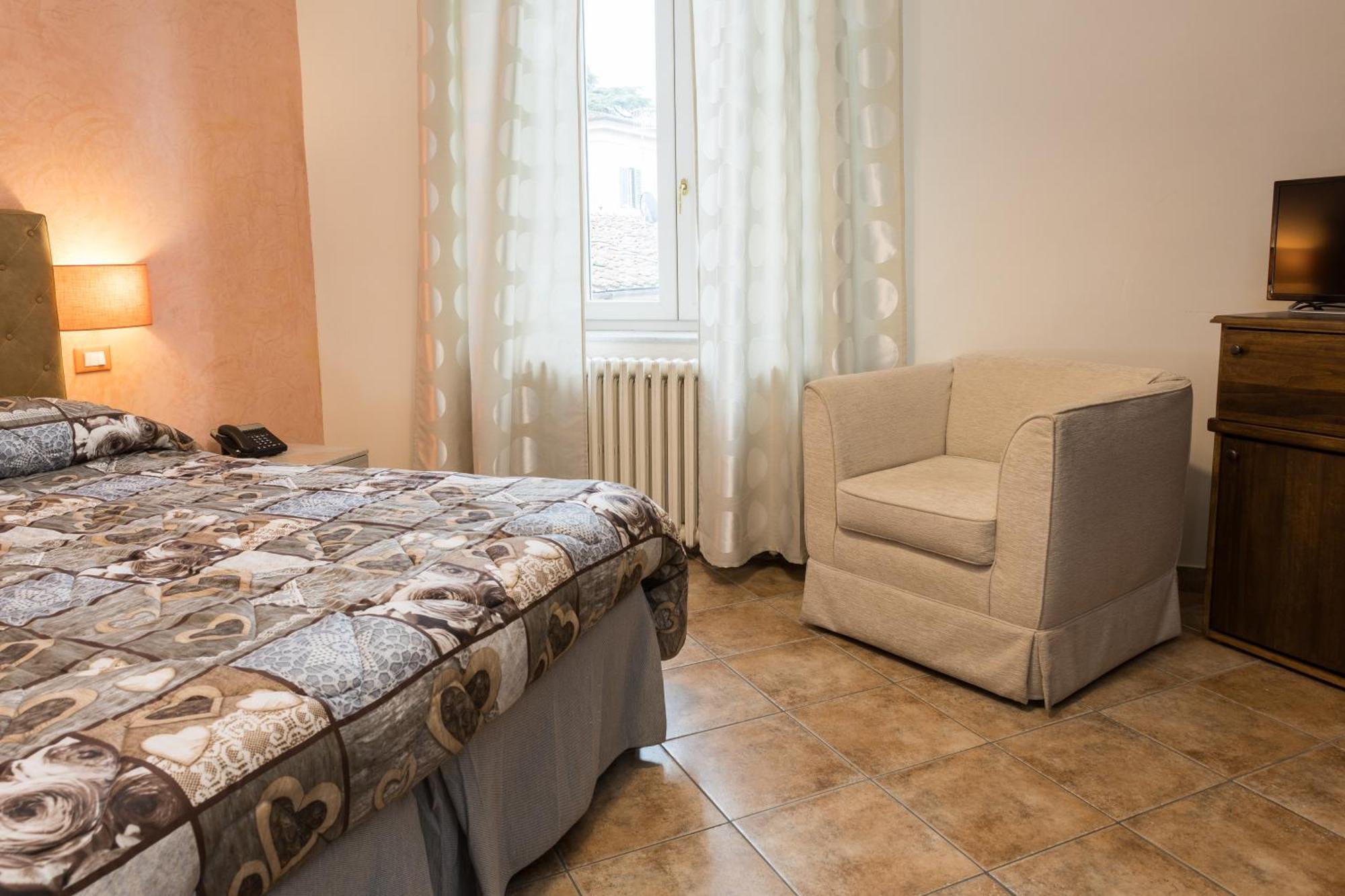 Locanda Dei Fiori Пістоя Екстер'єр фото
